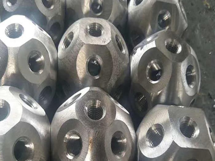 中卫螺栓球网架杆件制作